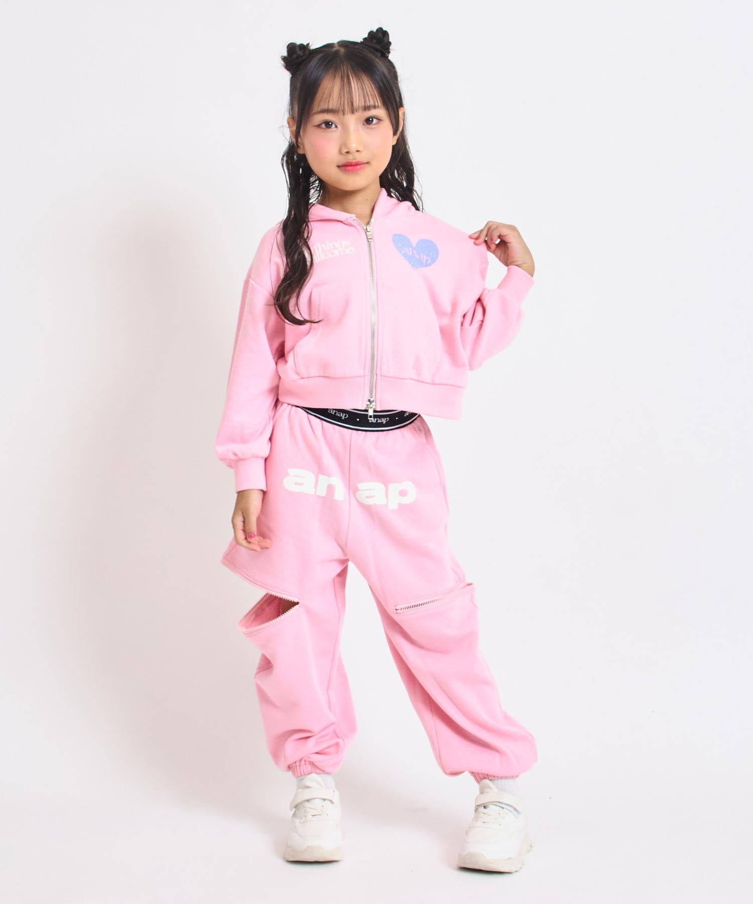 ライトピンク(110サイズ着用/身長：約115cm)