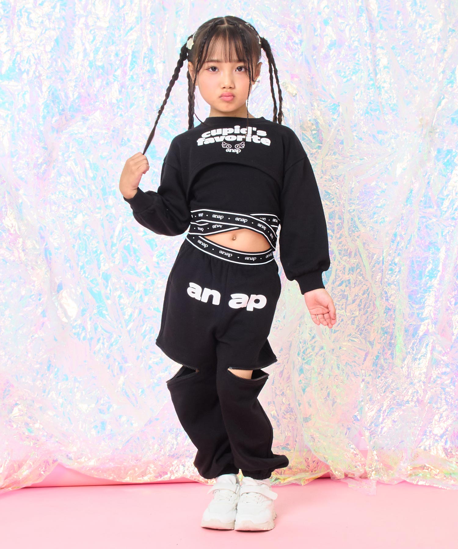 ブラック(110サイズ着用/身長：約115cm)