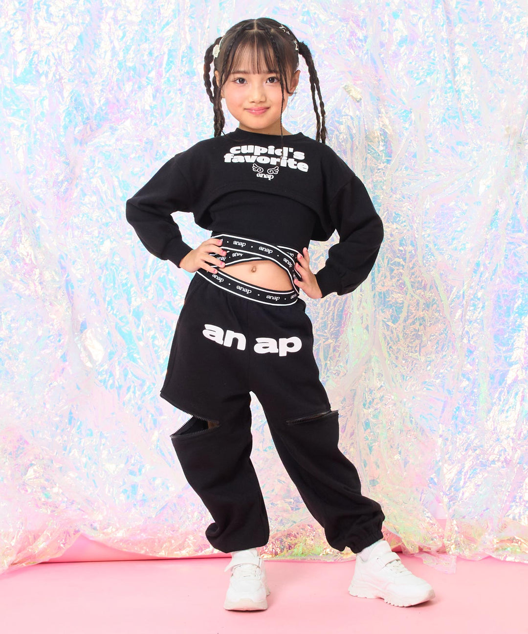 ブラック(110サイズ着用/身長：約115cm)