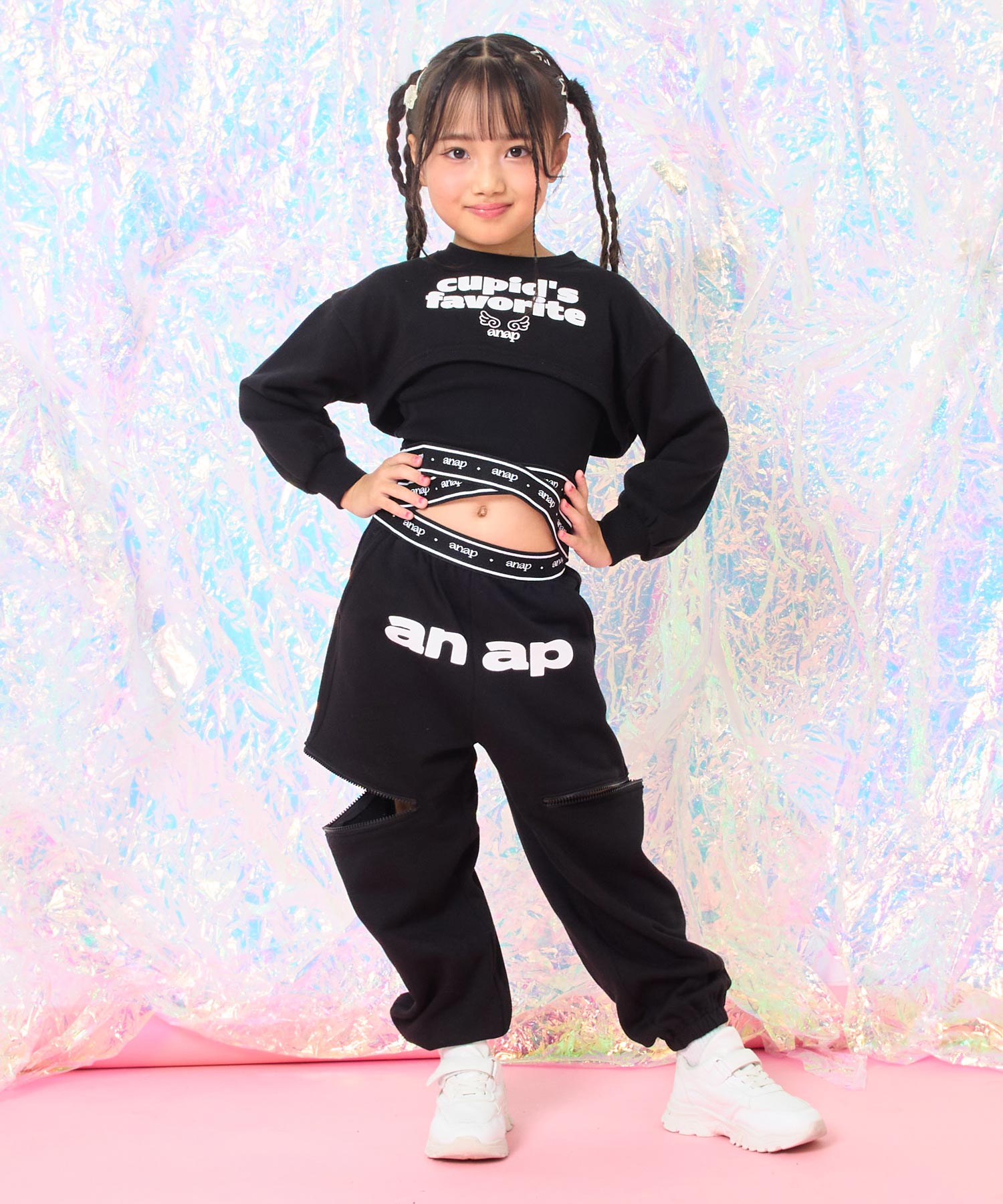 ブラック(110サイズ着用/身長：約115cm)