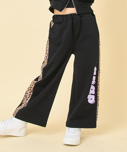 ブラック(110サイズ着用/身長：約115cm)