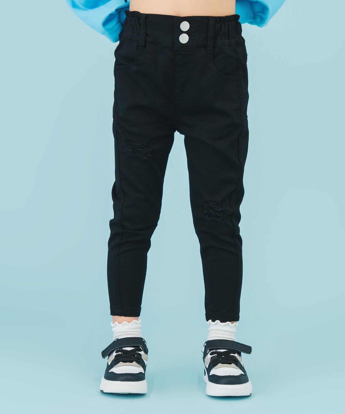 ブラック(110サイズ着用/身長：約113cm)