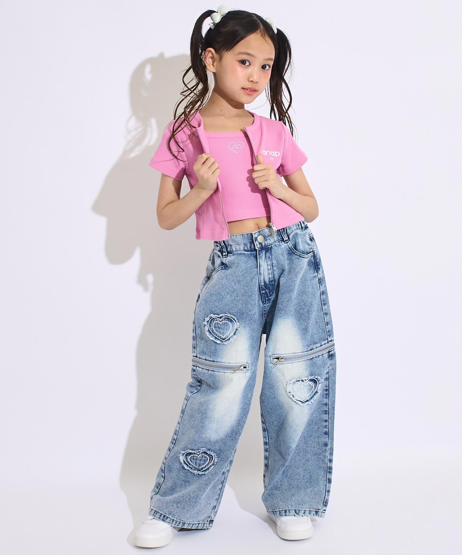 サイドジップ ハートワッペン ワイドパンツ 422-3586 – ANAP サイドジップ ハートワッペン ワイドパンツ 422-3586 – ANAP