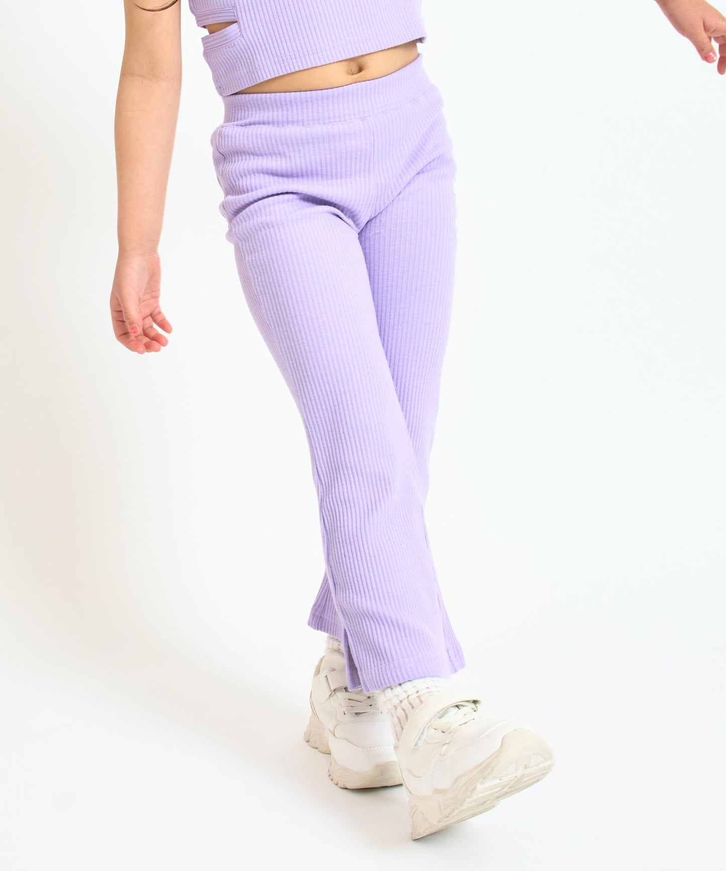 ラベンダー(110サイズ着用/身長：約103cm)