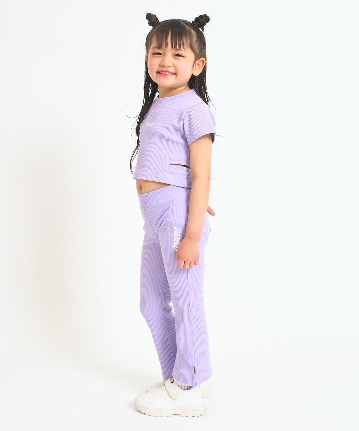 ラベンダー(110サイズ着用/身長：約103cm)