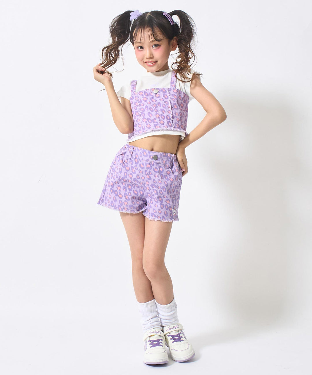 ラベンダー(120サイズ着用/身長：約128cm)