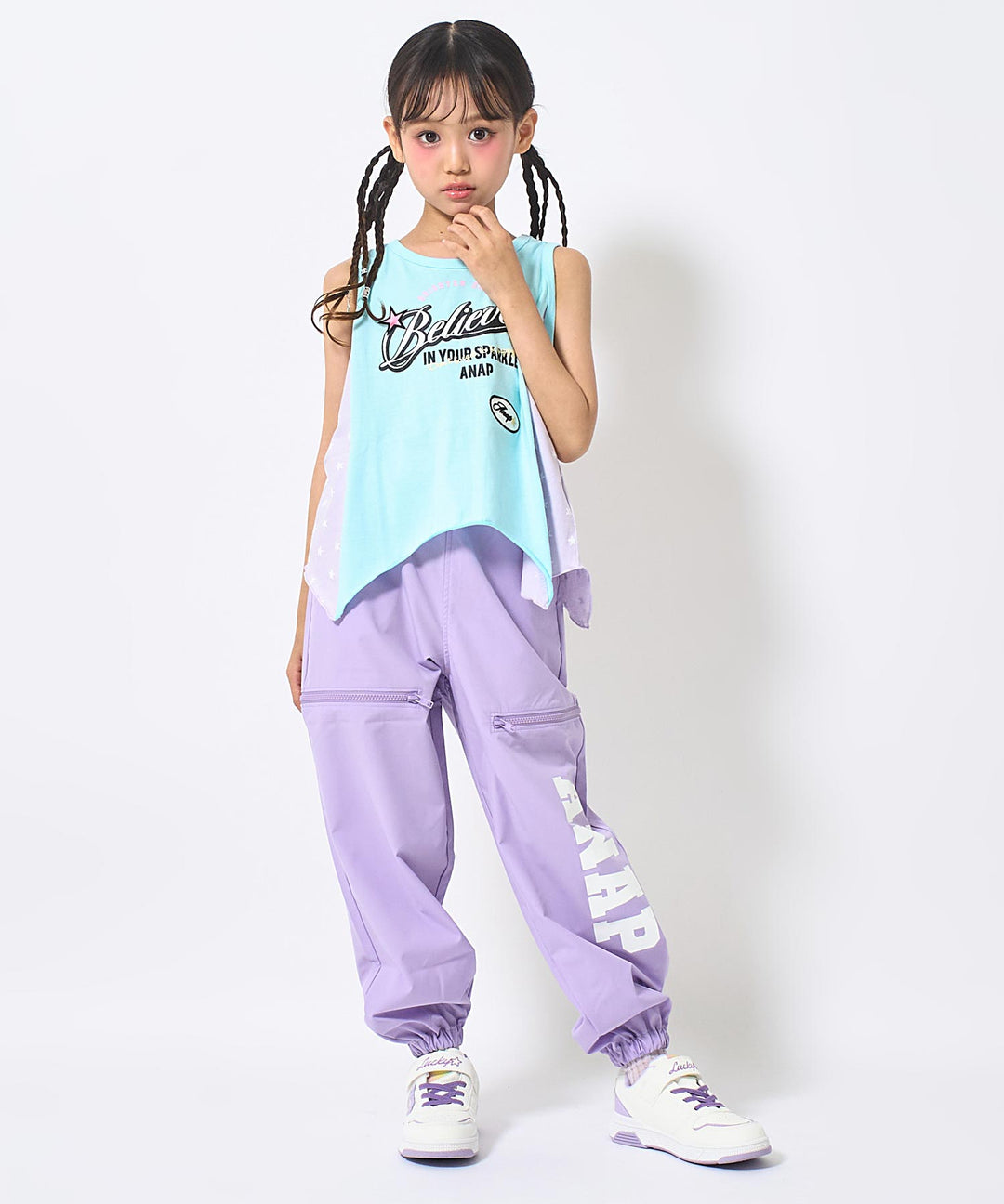 ラベンダー(120サイズ着用/身長：約128cm)