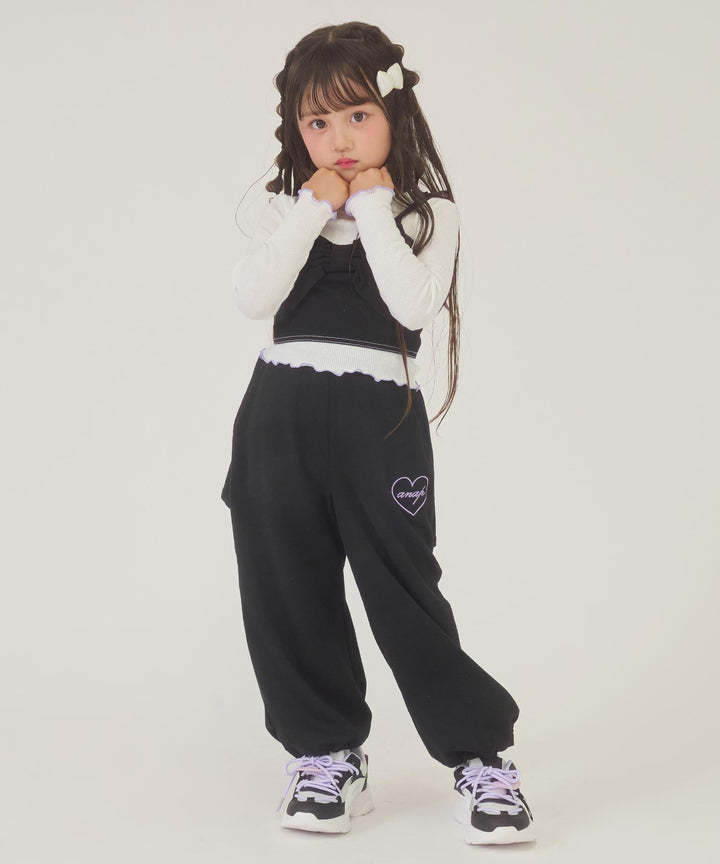 ブラック(110サイズ着用/身長：約108cm)