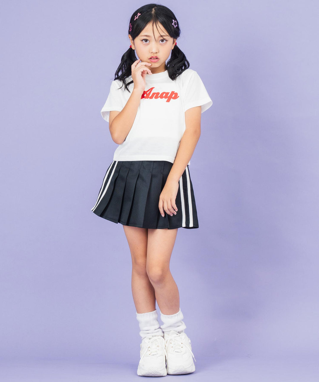 ホワイト(120サイズ着用/身長：約128cm)