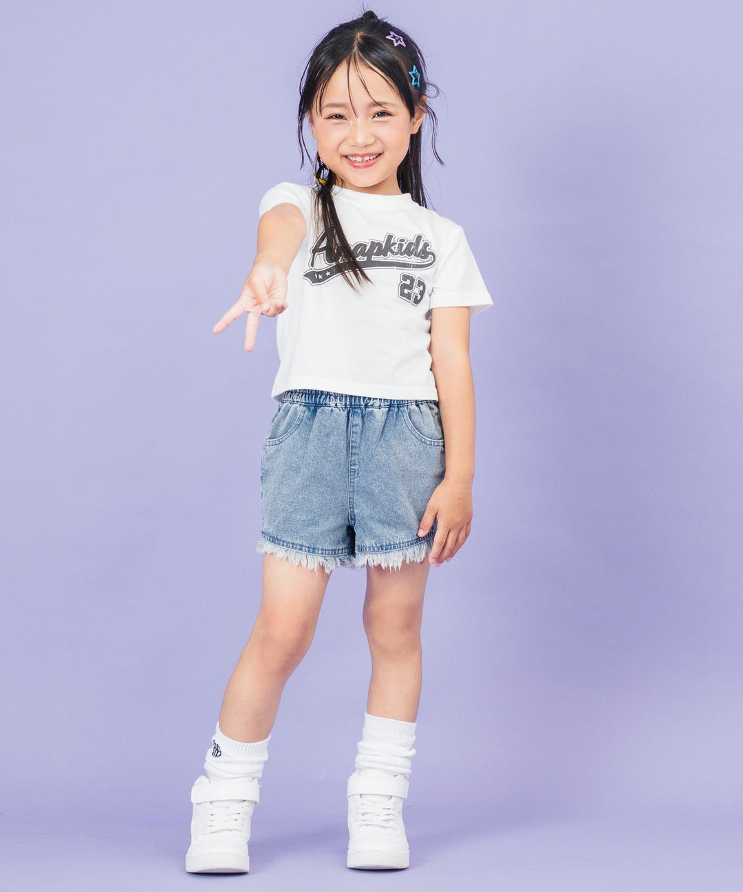 ホワイト(110サイズ着用/身長：約115cm)