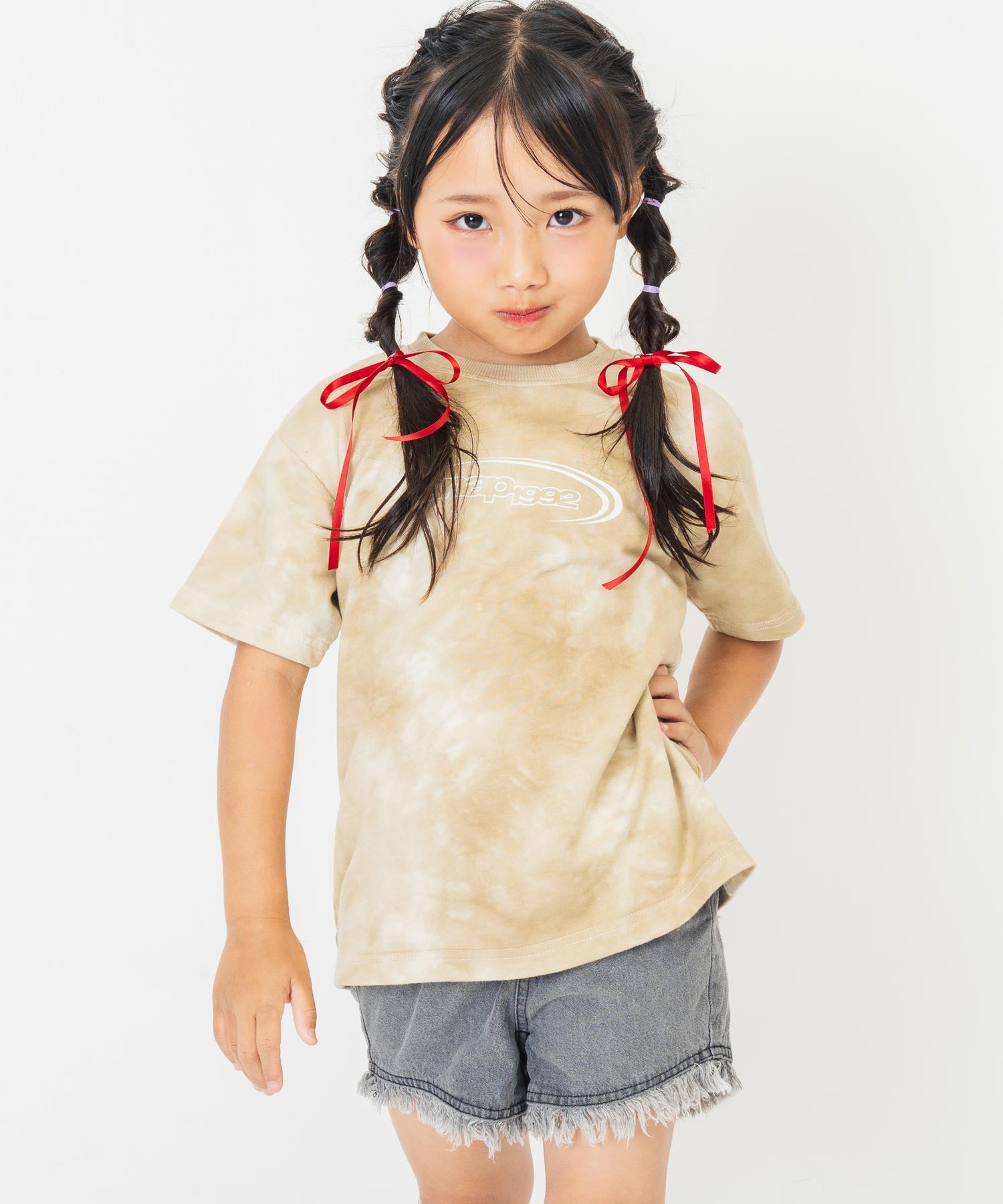 ベージュ(110サイズ着用/身長：約115cm)