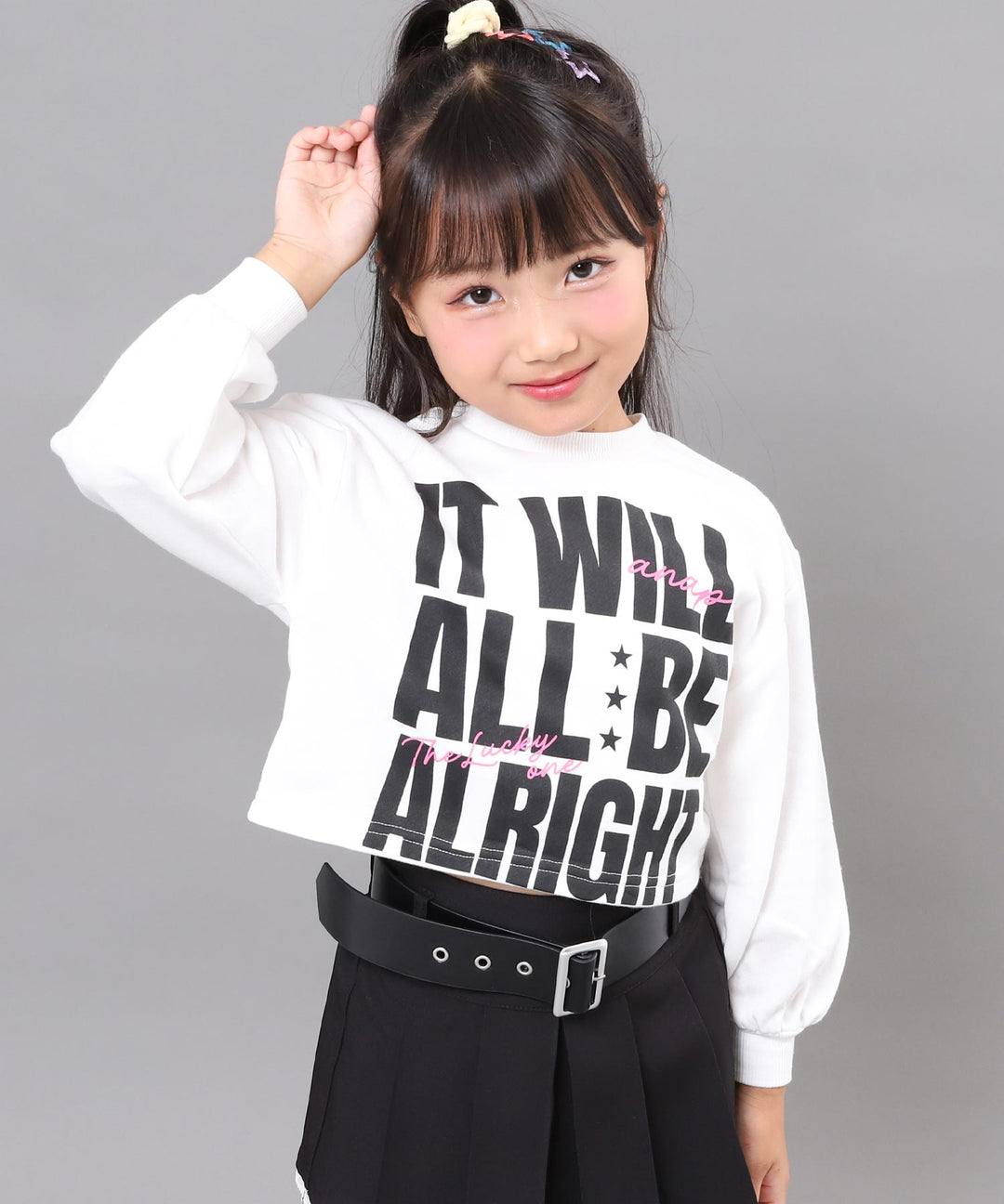 ホワイト(110サイズ着用/身長：約115cm)