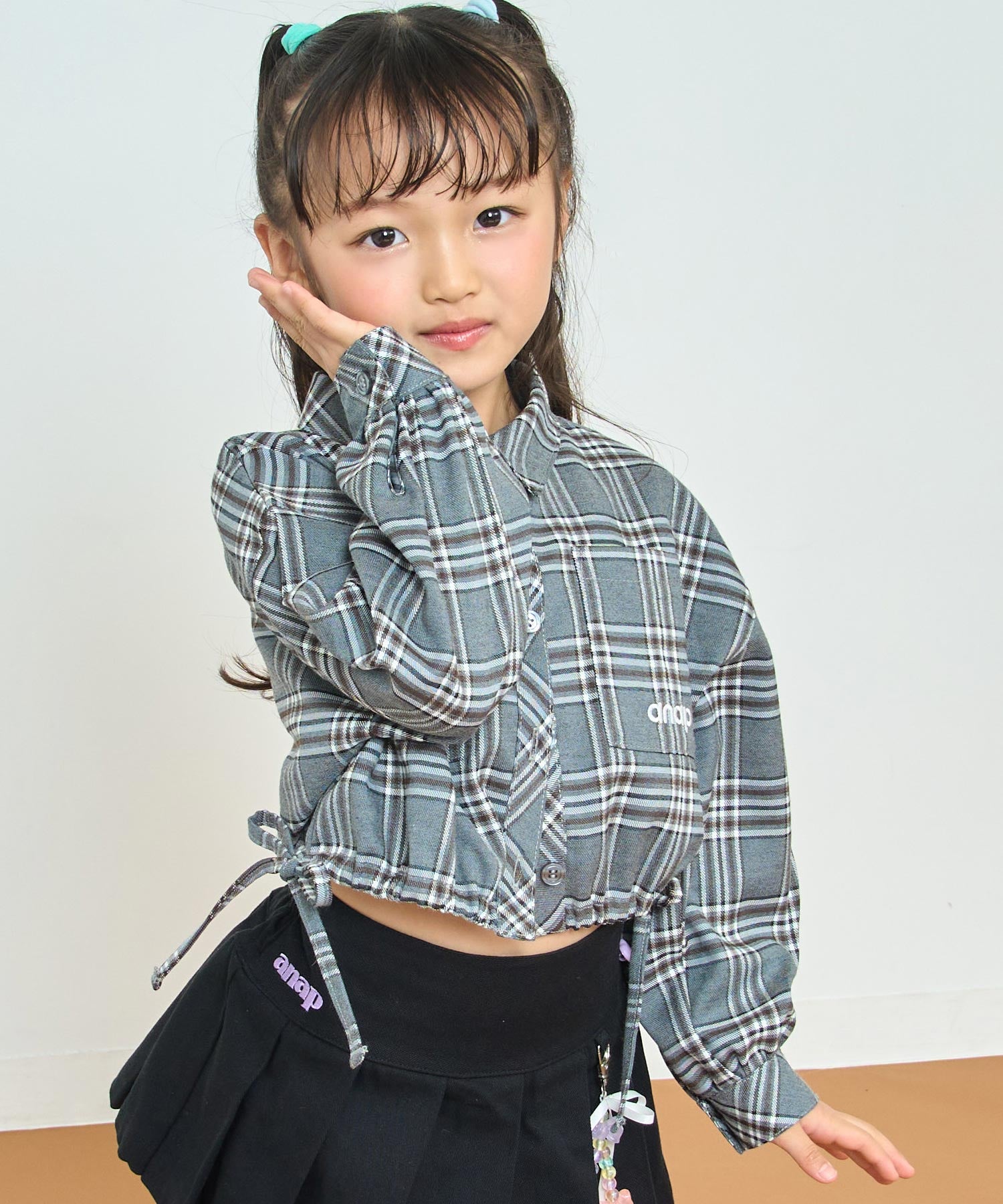 グレー(110サイズ着用/身長：約112cm)