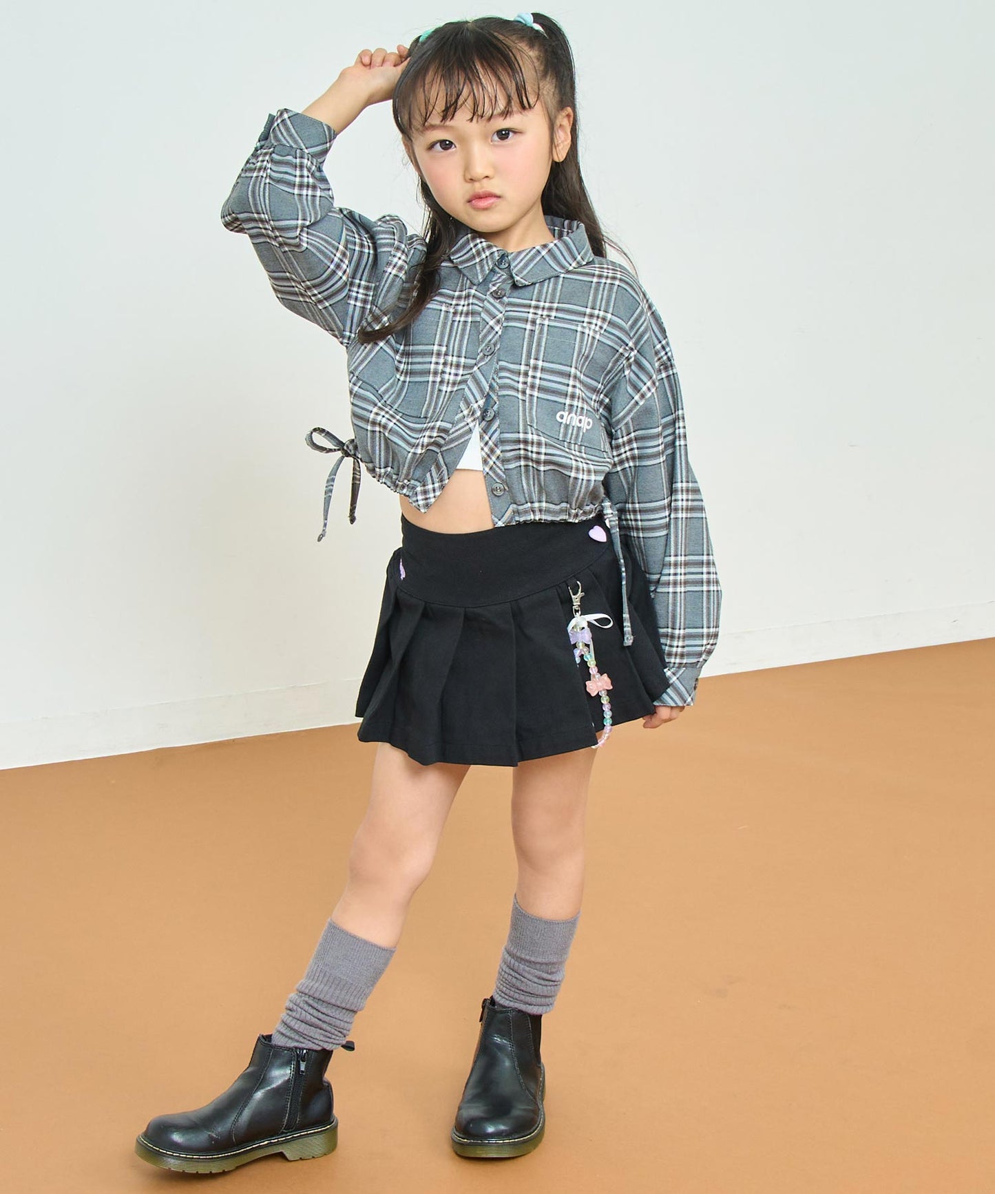 グレー(110サイズ着用/身長：約112cm)