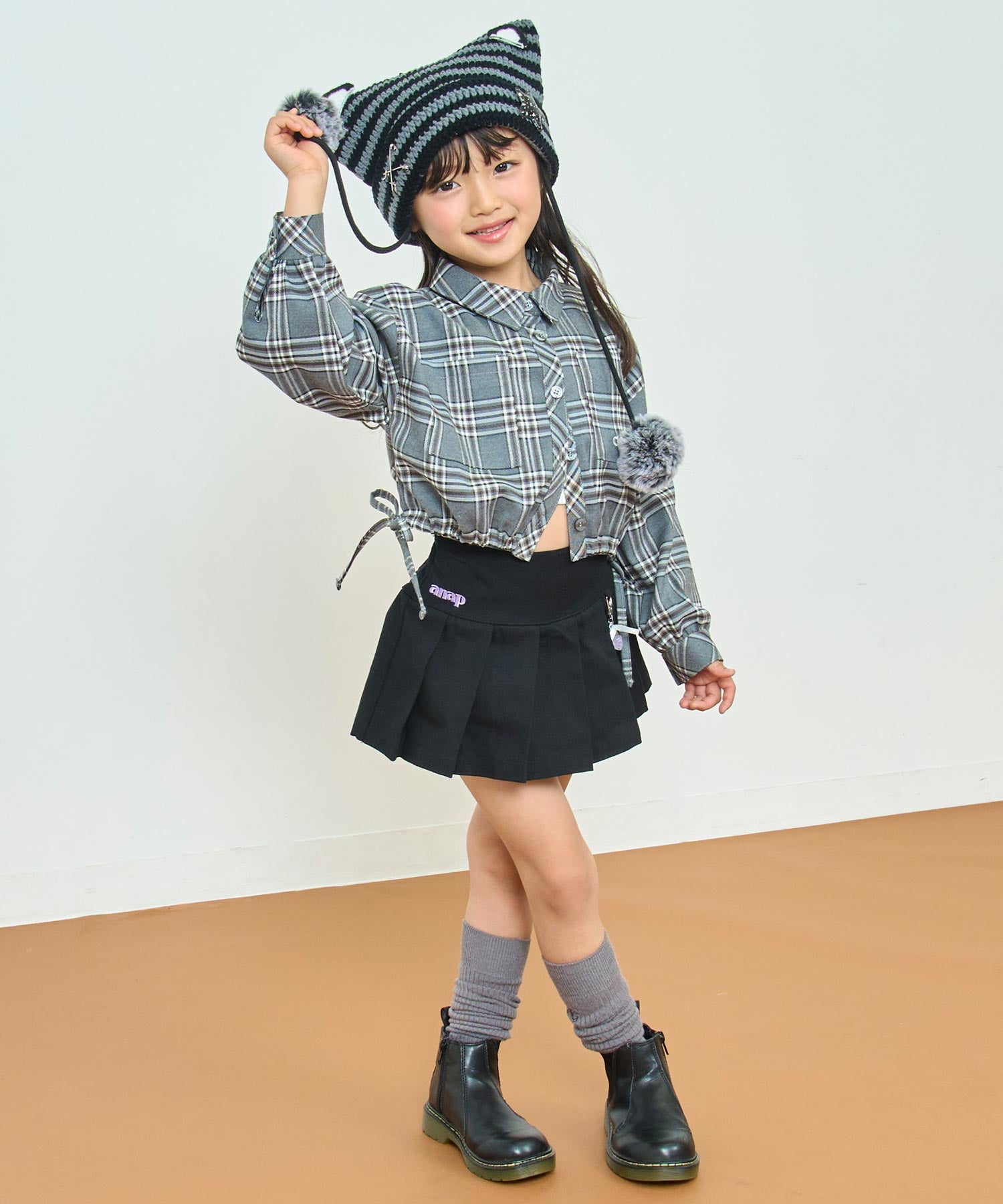 グレー(110サイズ着用/身長：約112cm)