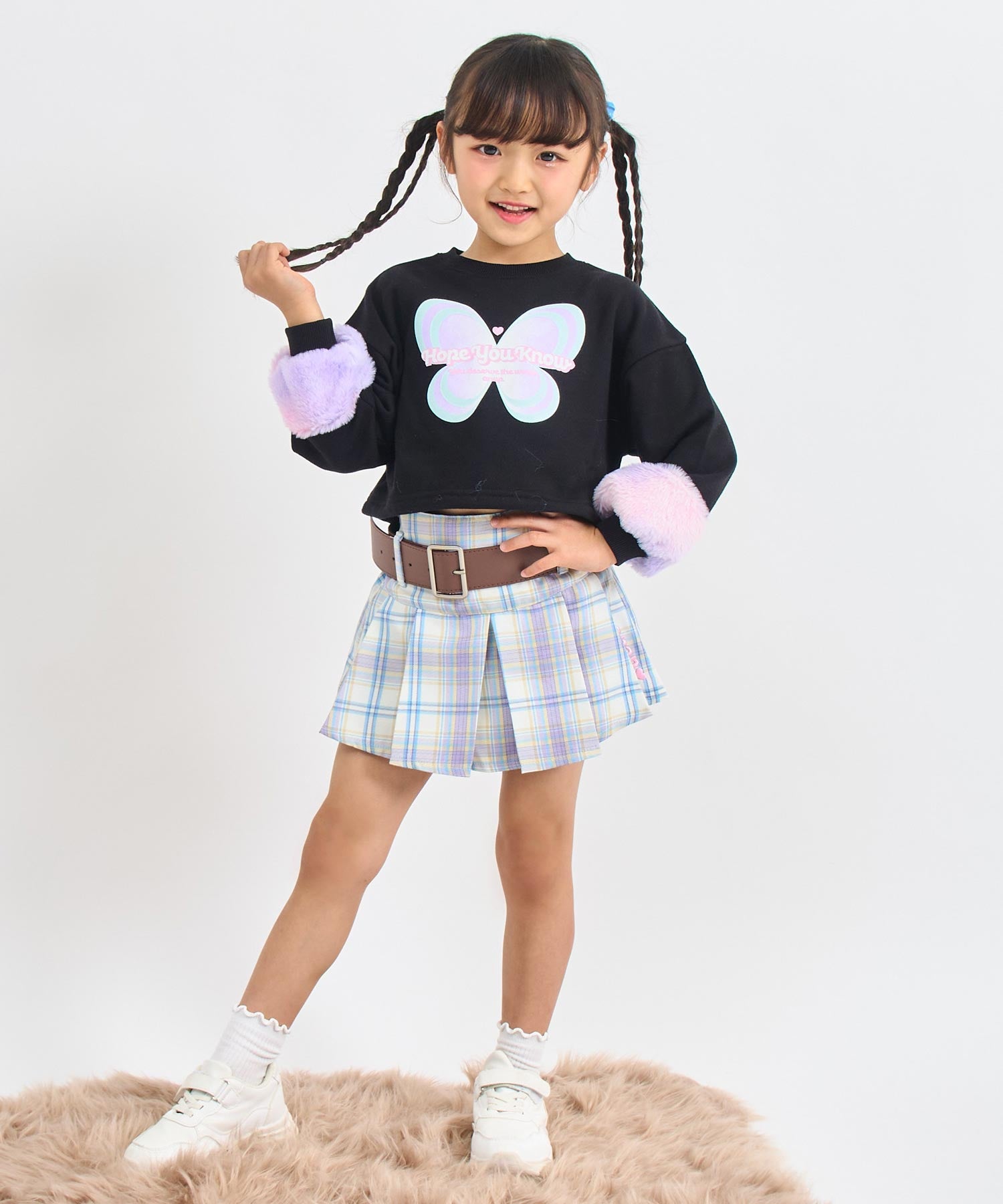 ブラック(110サイズ着用/身長：約113cm)