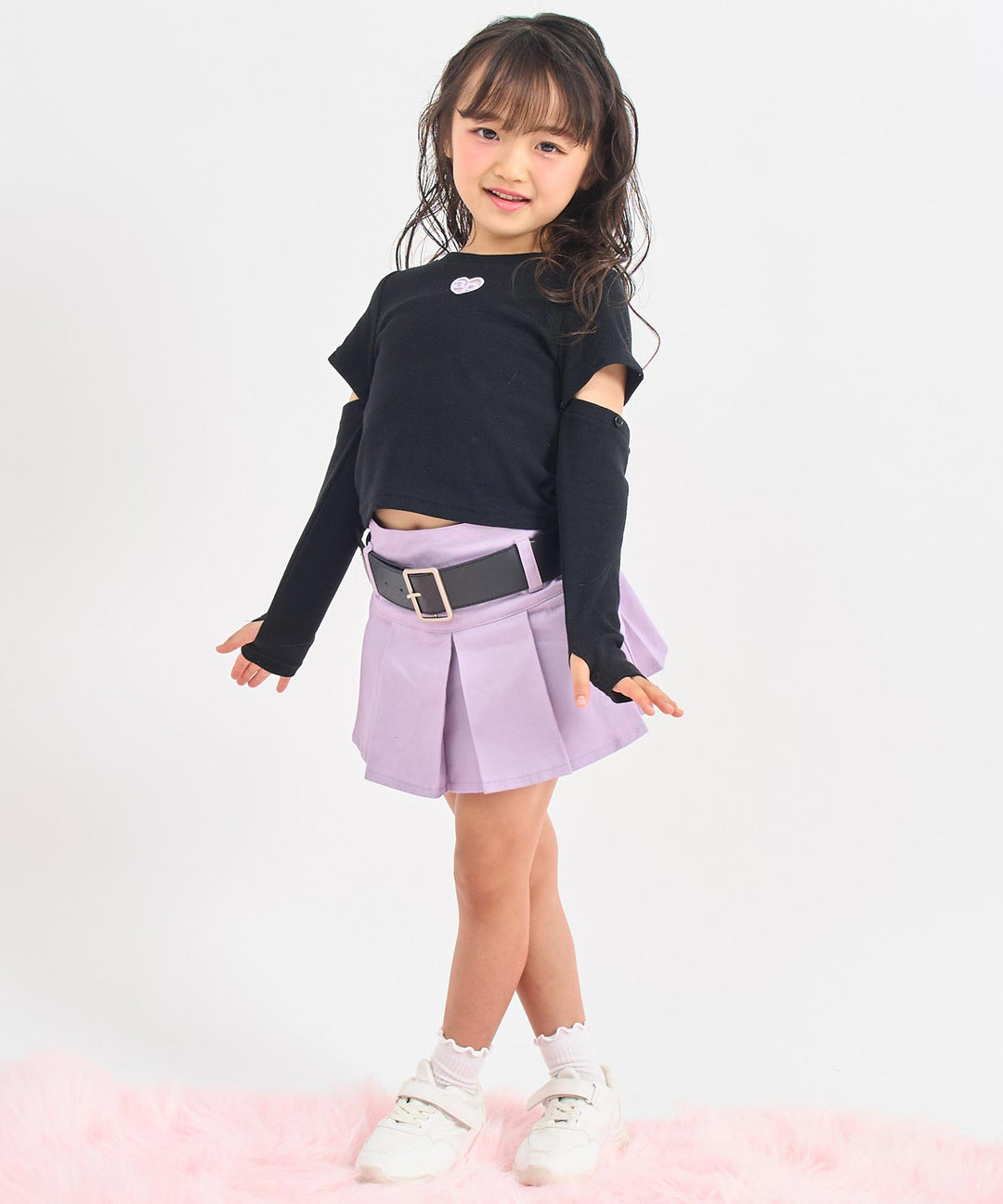 ブラック(110サイズ着用/身長：約112cm)