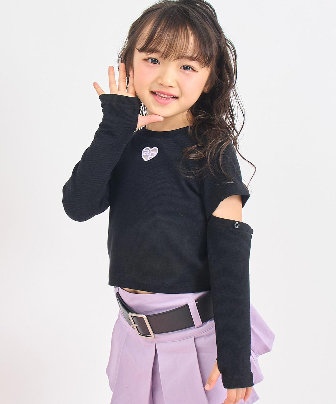 ブラック(110サイズ着用/身長：約112cm)