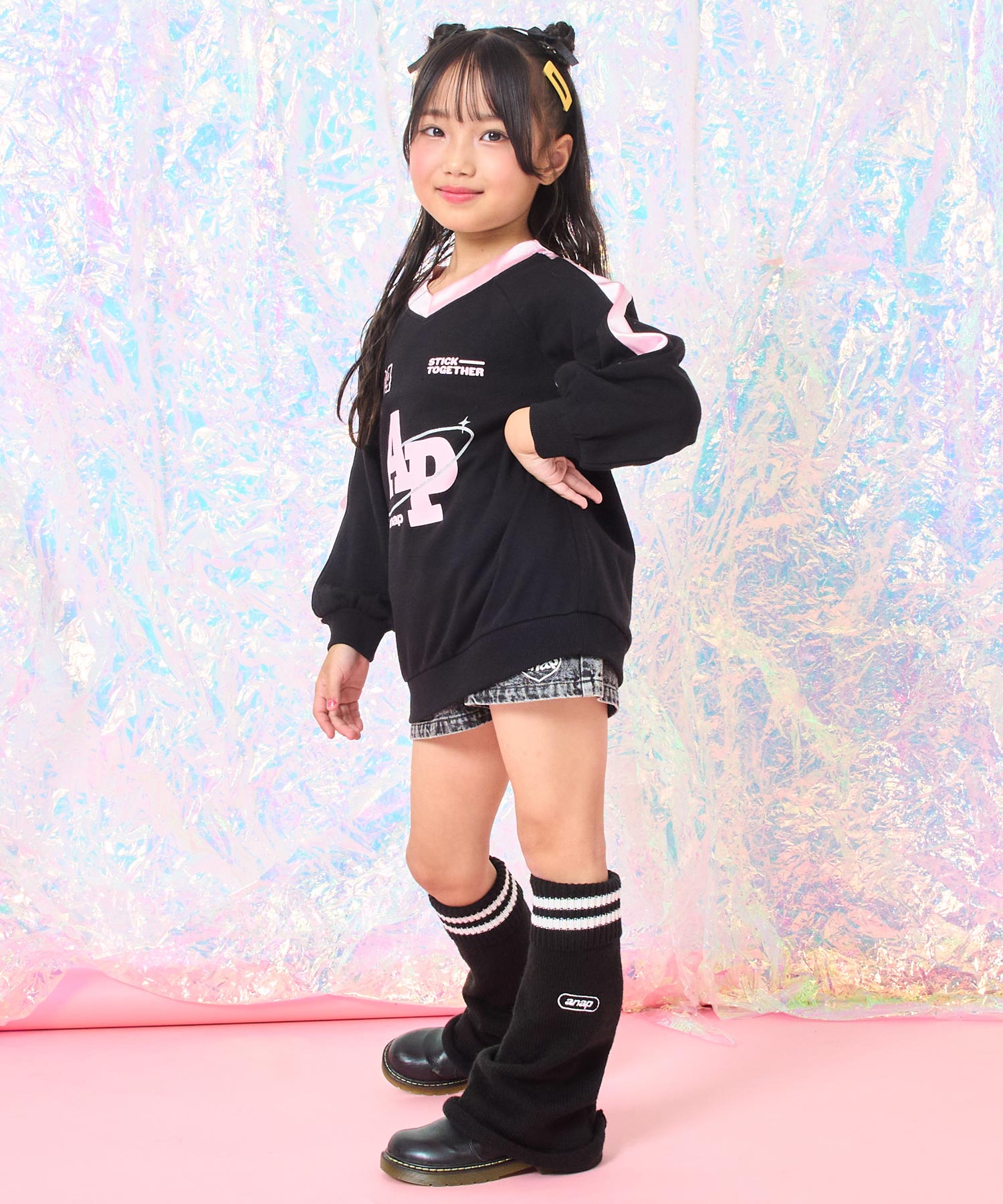 ブラック(110サイズ着用/身長：約115cm)