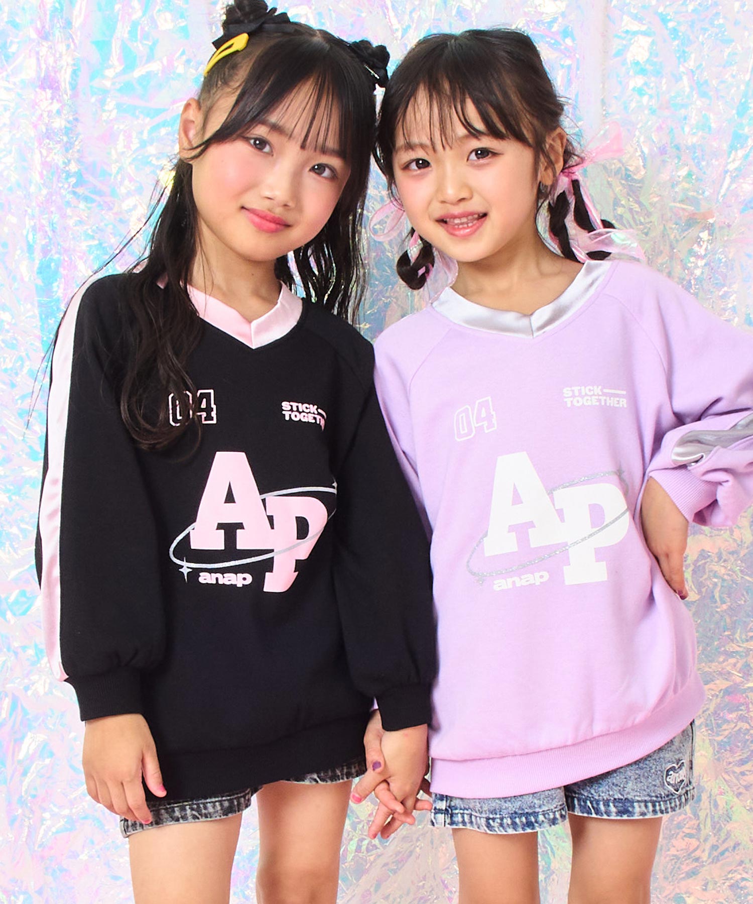 ブラック(110サイズ着用/身長：約115cm)、ラベンダー(110サイズ着用/身長：約112cm)