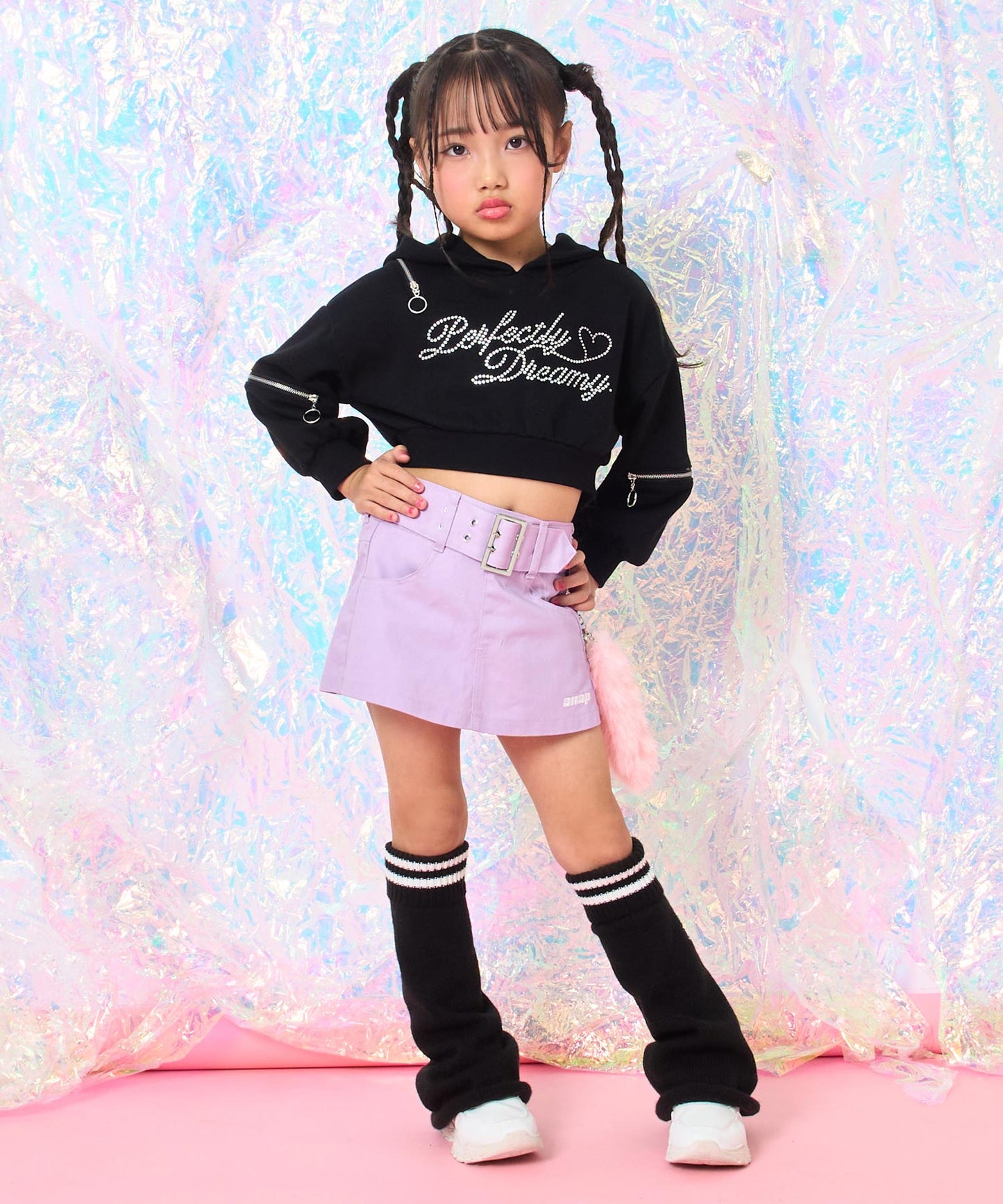 ブラック(110サイズ着用/身長：約115cm)