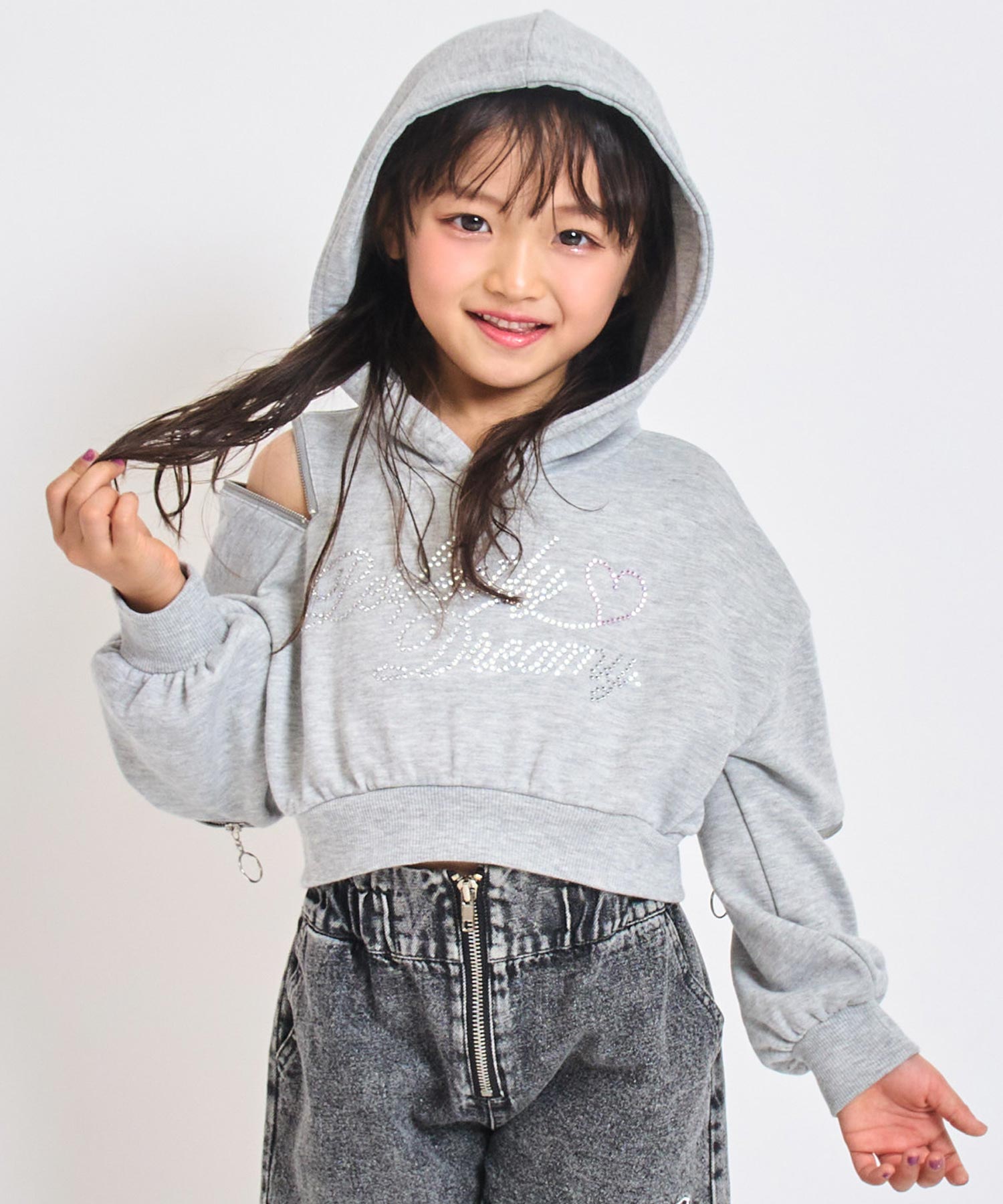 ライトグレー(110サイズ着用/身長：約113cm)