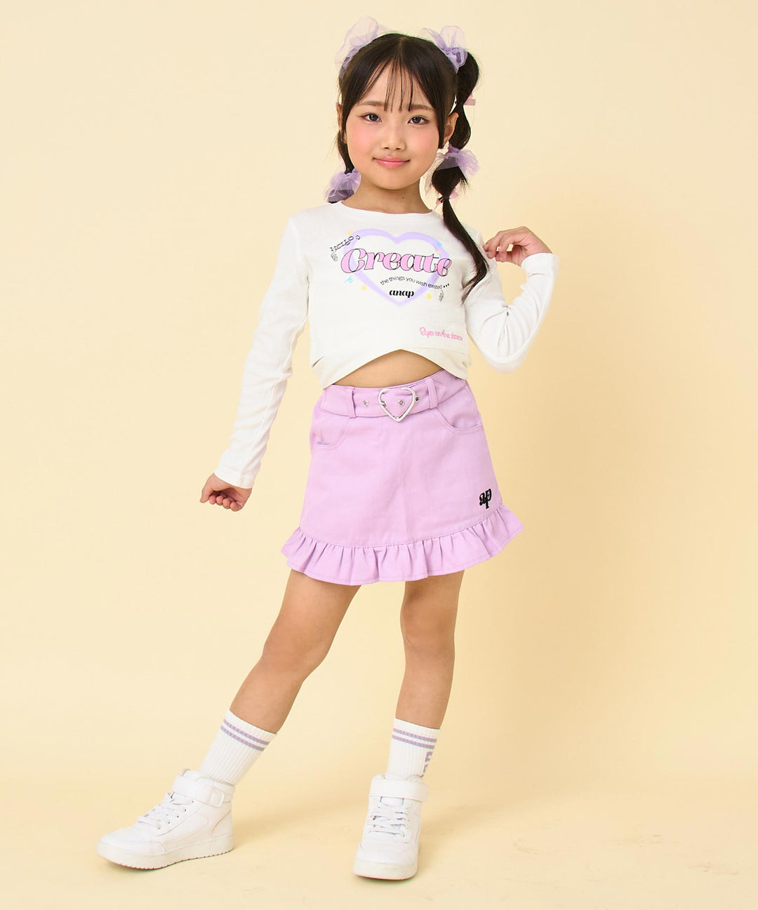 ホワイト(110サイズ着用/身長：約115cm)