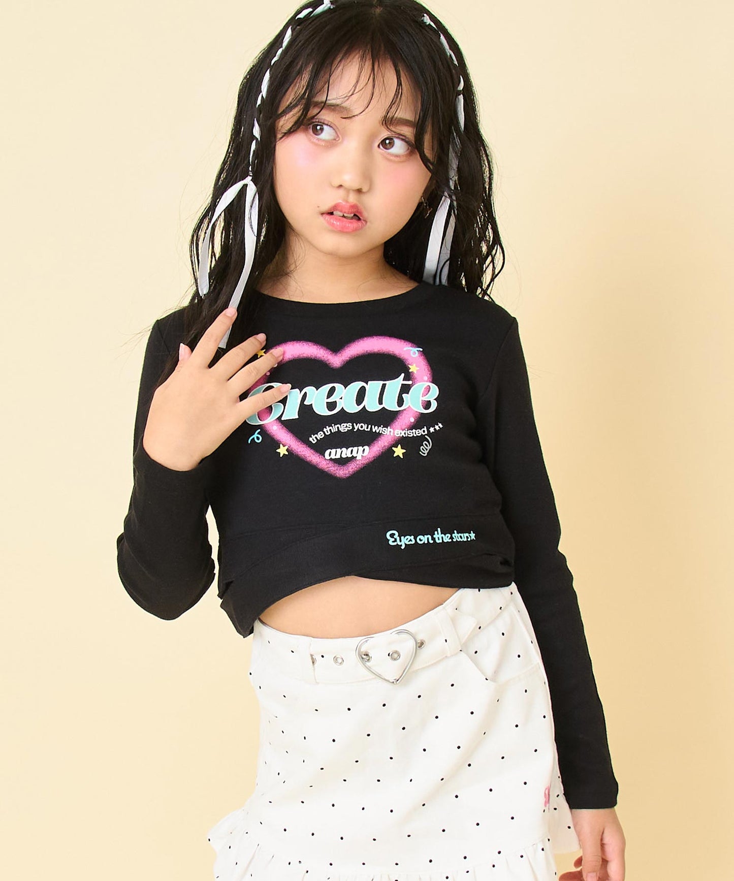 ブラック(120サイズ着用/身長：約128cm)