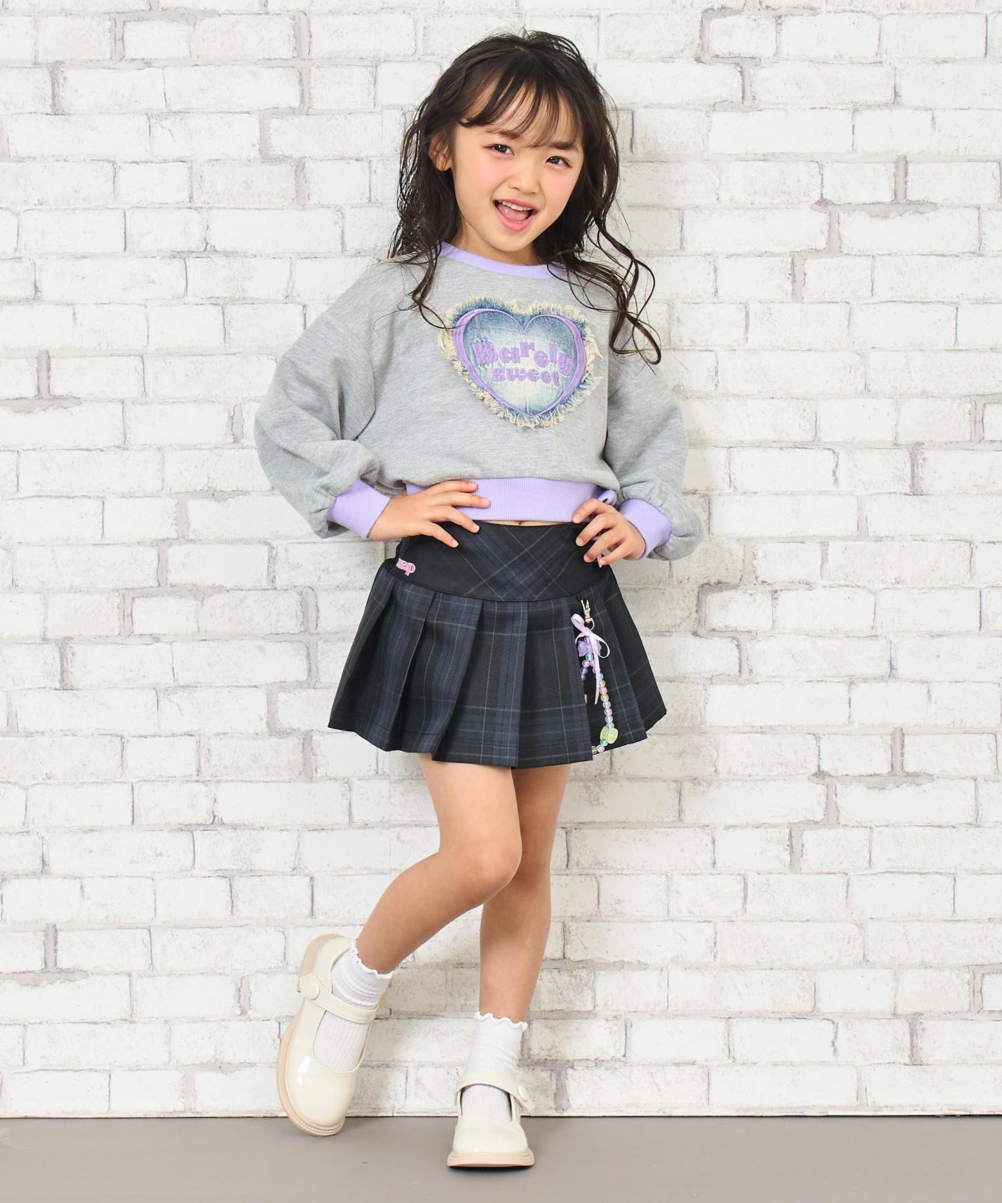 ライトグレー(110サイズ着用/身長：約113cm)