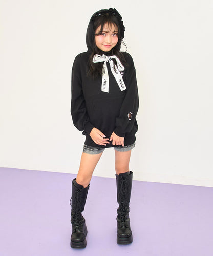 ブラック(120サイズ着用/身長：約128cm)