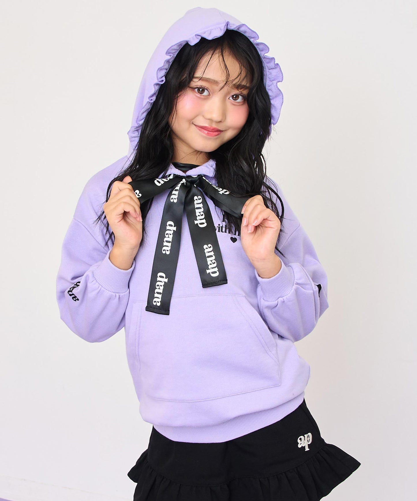 ラベンダー(120サイズ着用/身長：約128cm)