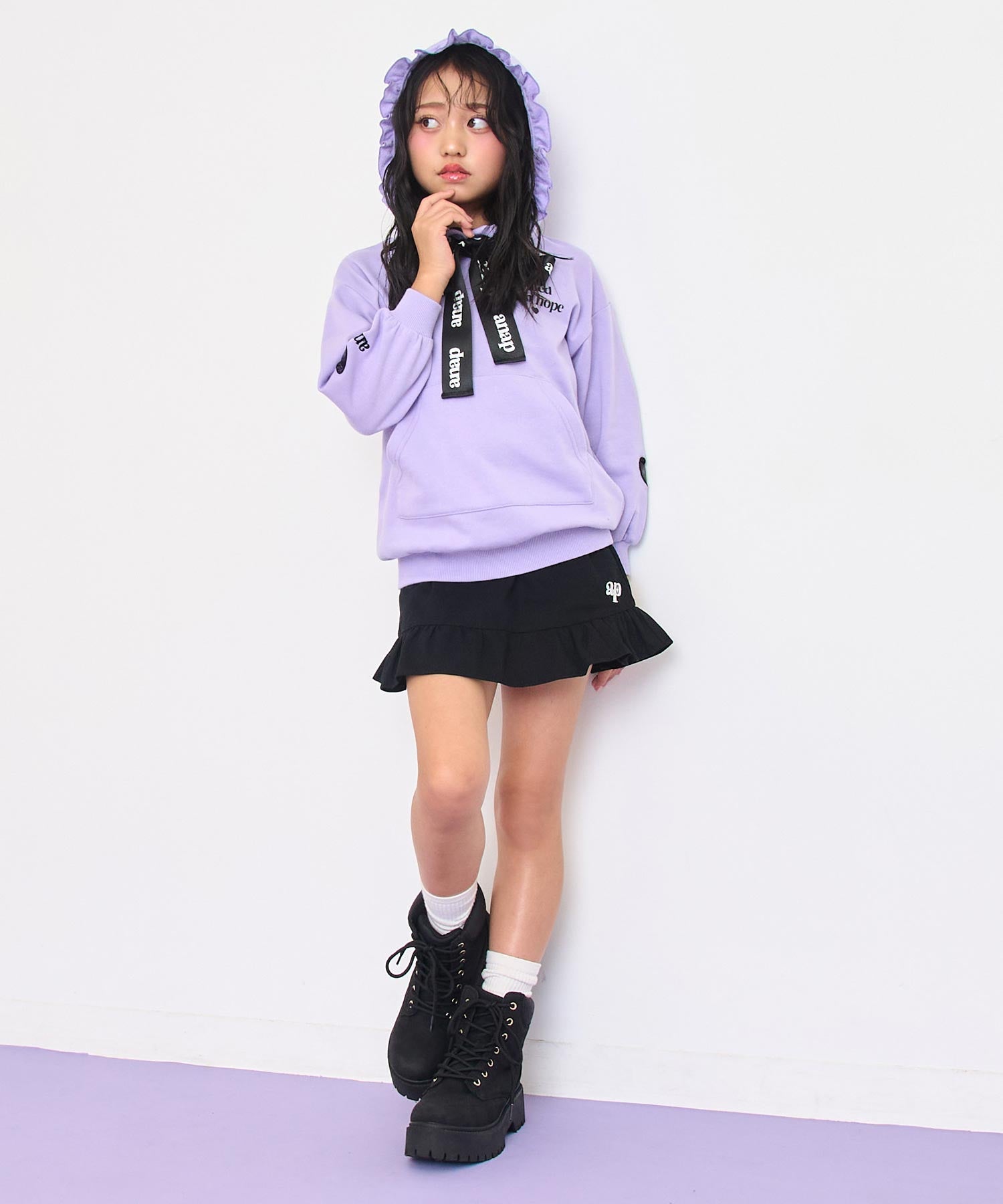 ラベンダー(120サイズ着用/身長：約128cm)