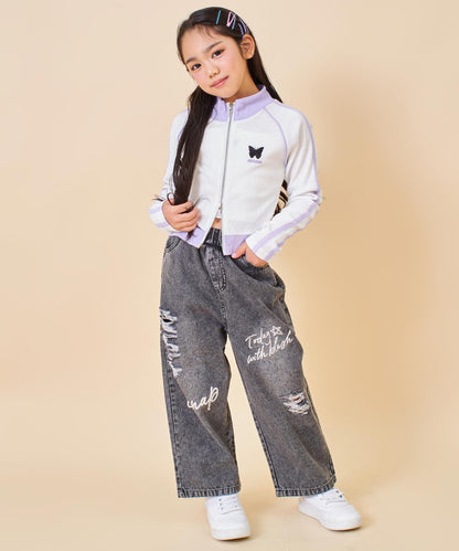 ホワイト(120サイズ着用/身長：約123cm)