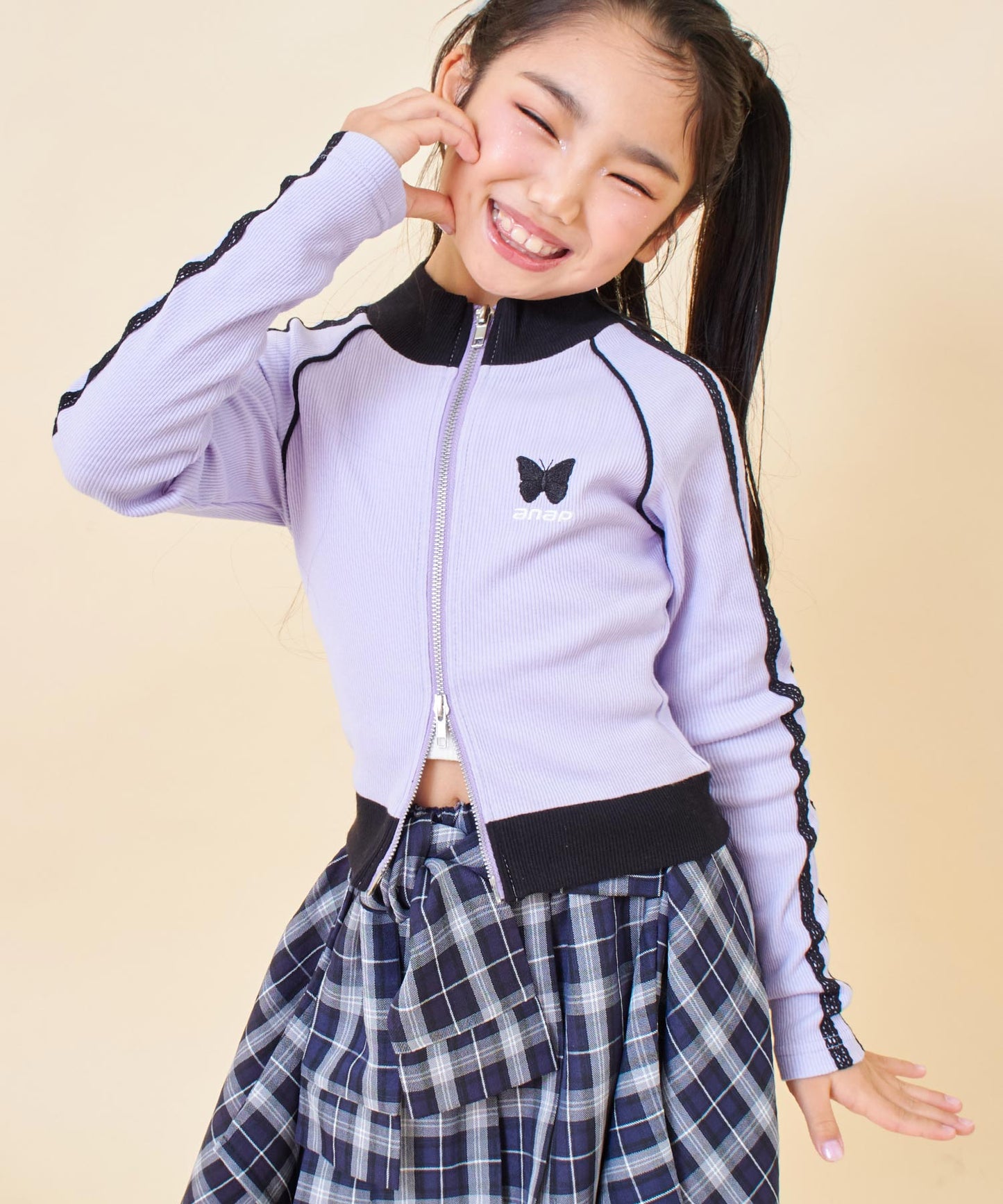 ラベンダー(120サイズ着用/身長：約123cm)