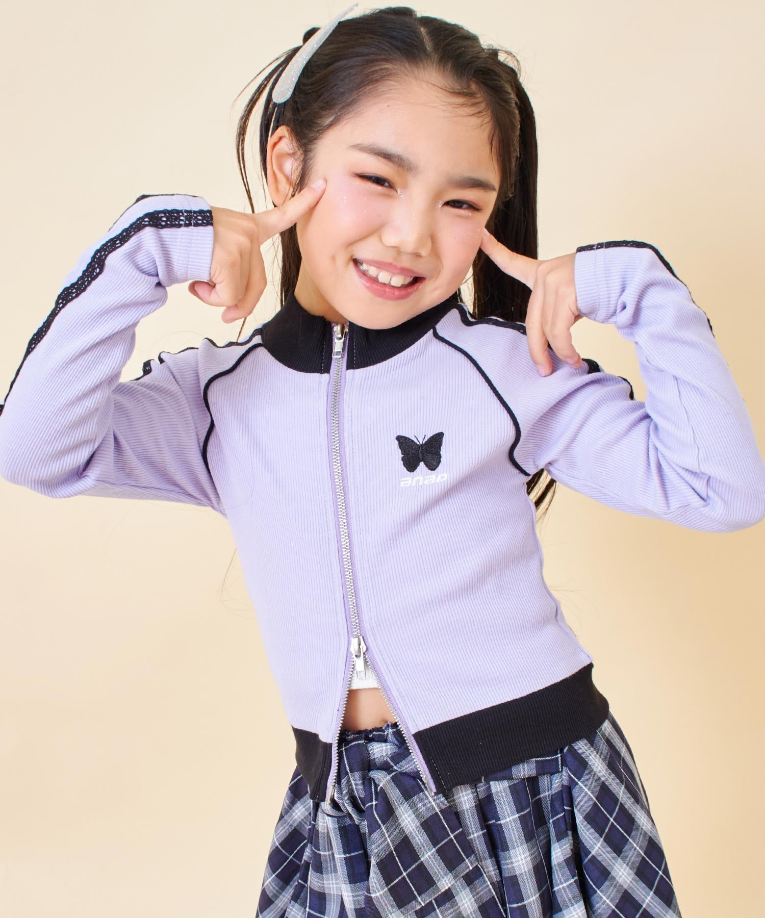 ラベンダー(120サイズ着用/身長：約123cm)