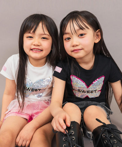 ホワイト(110サイズ着用/身長：約103cm)
ブラック(110サイズ着用/身長：約106cm)