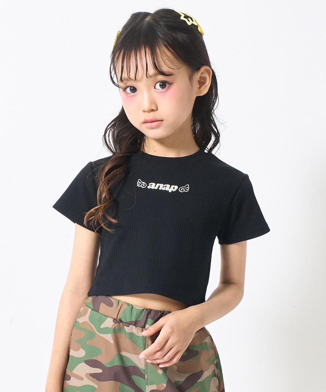ブラック(130サイズ着用/身長：約128cm)