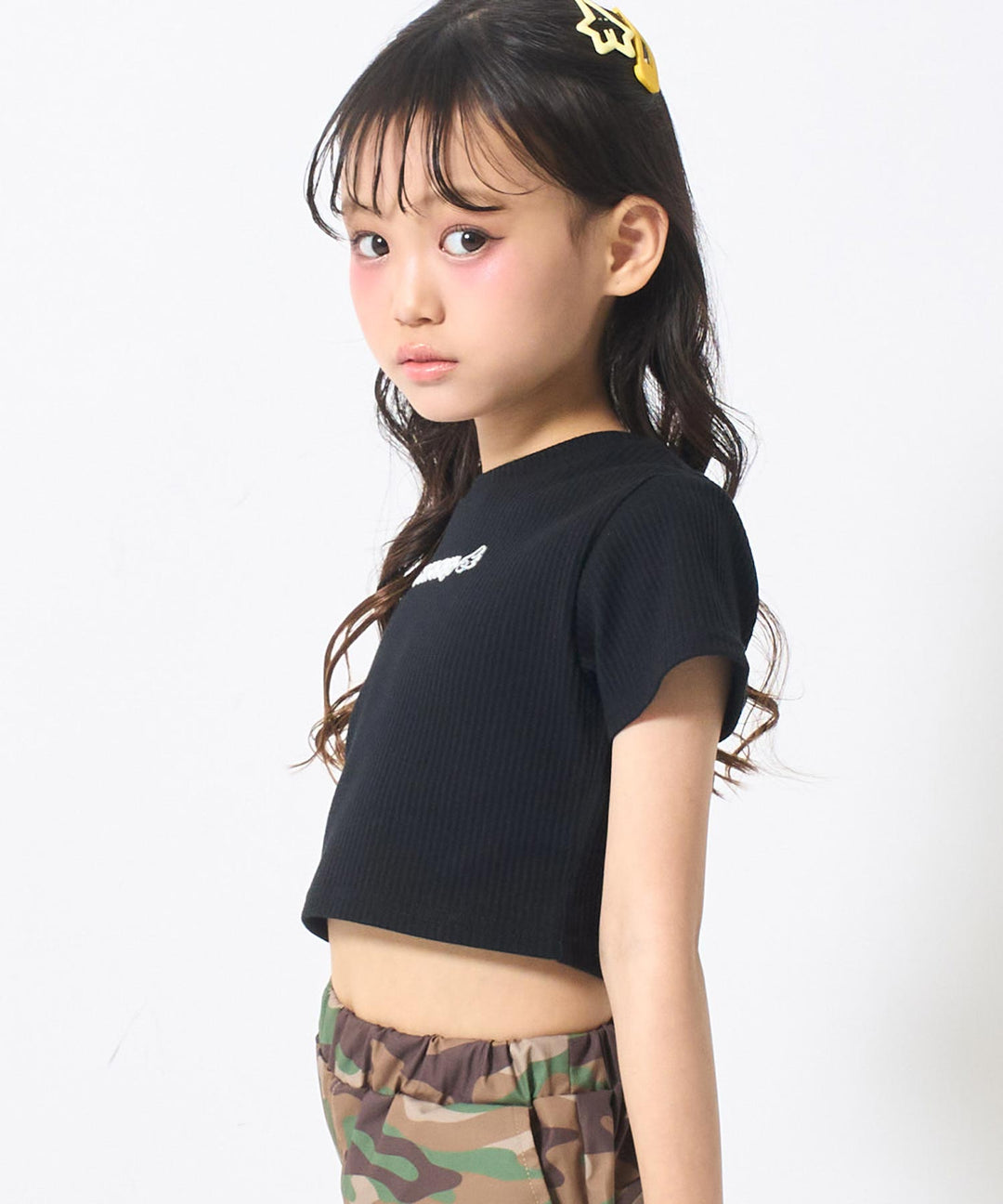 ブラック(130サイズ着用/身長：約128cm)