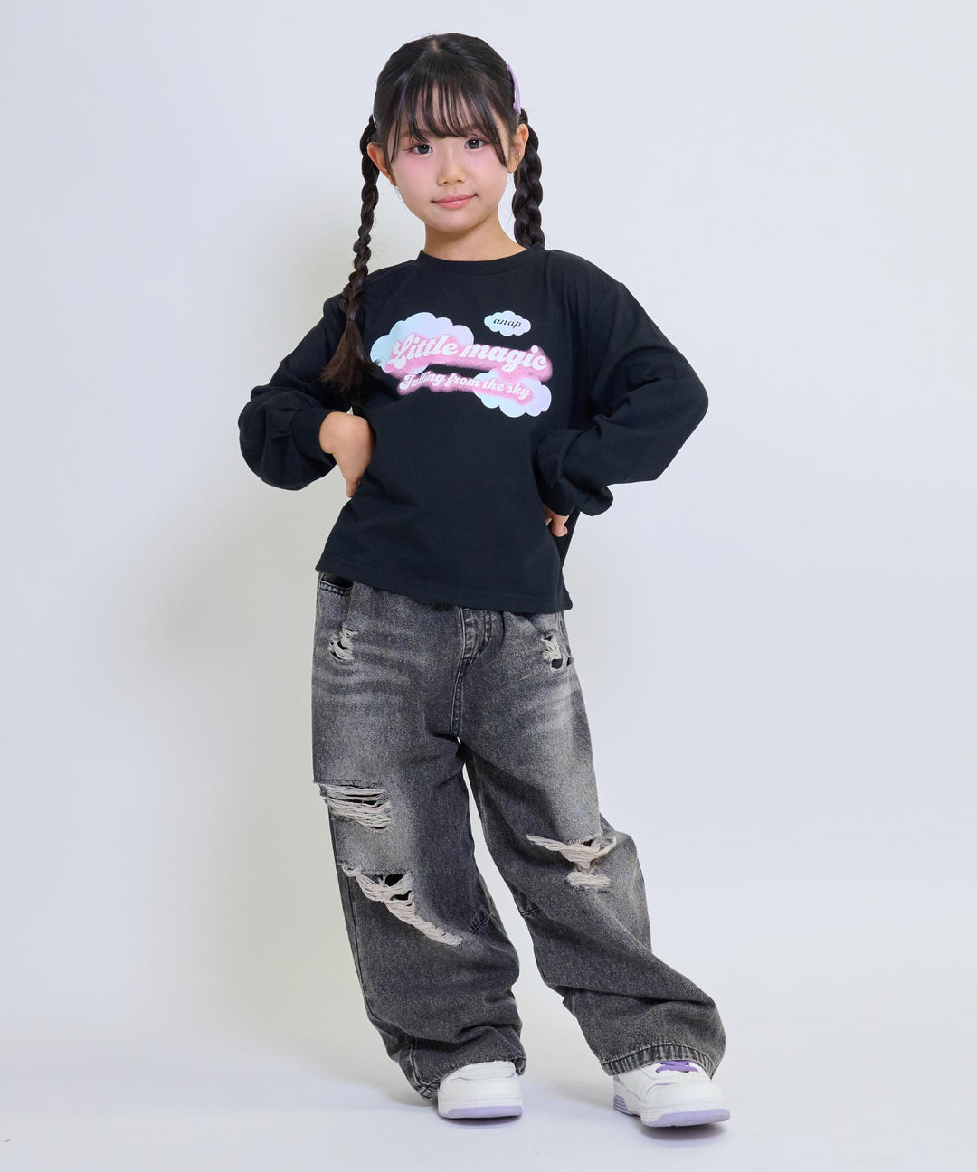 ブラック(120サイズ着用/身長：約110cm)