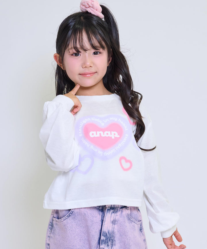 ホワイト(120サイズ着用/身長：約110cm)