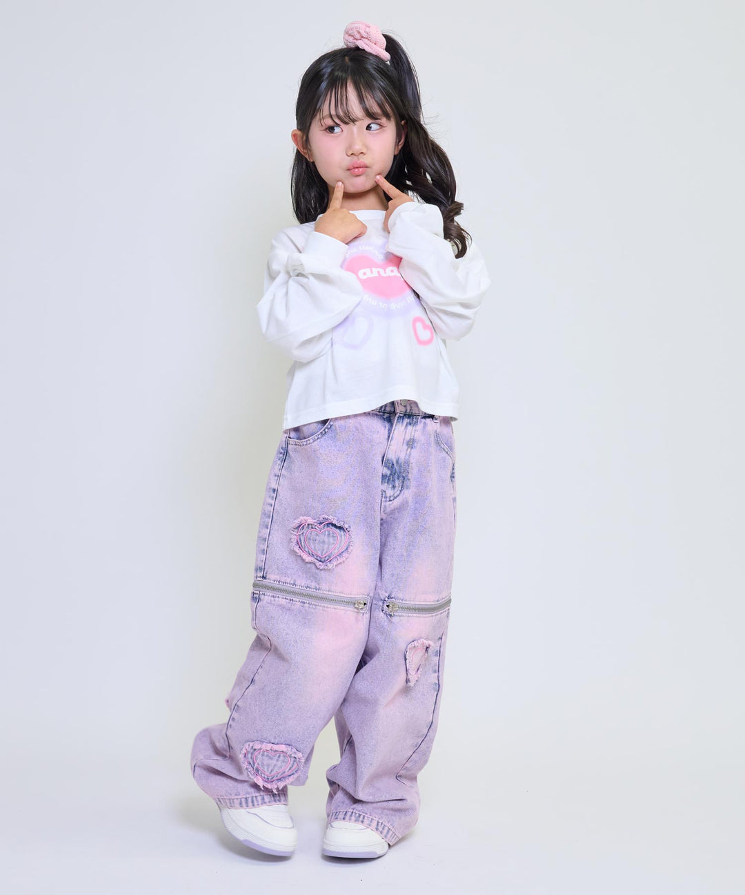 ホワイト(120サイズ着用/身長：約110cm)