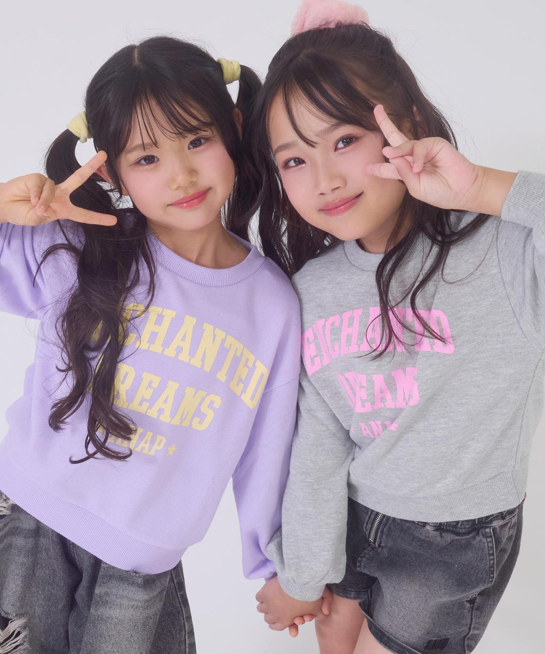 ライトグレー(120サイズ着用/身長：約124cm)、ラベンダー(120サイズ着用/身長：約112cm)