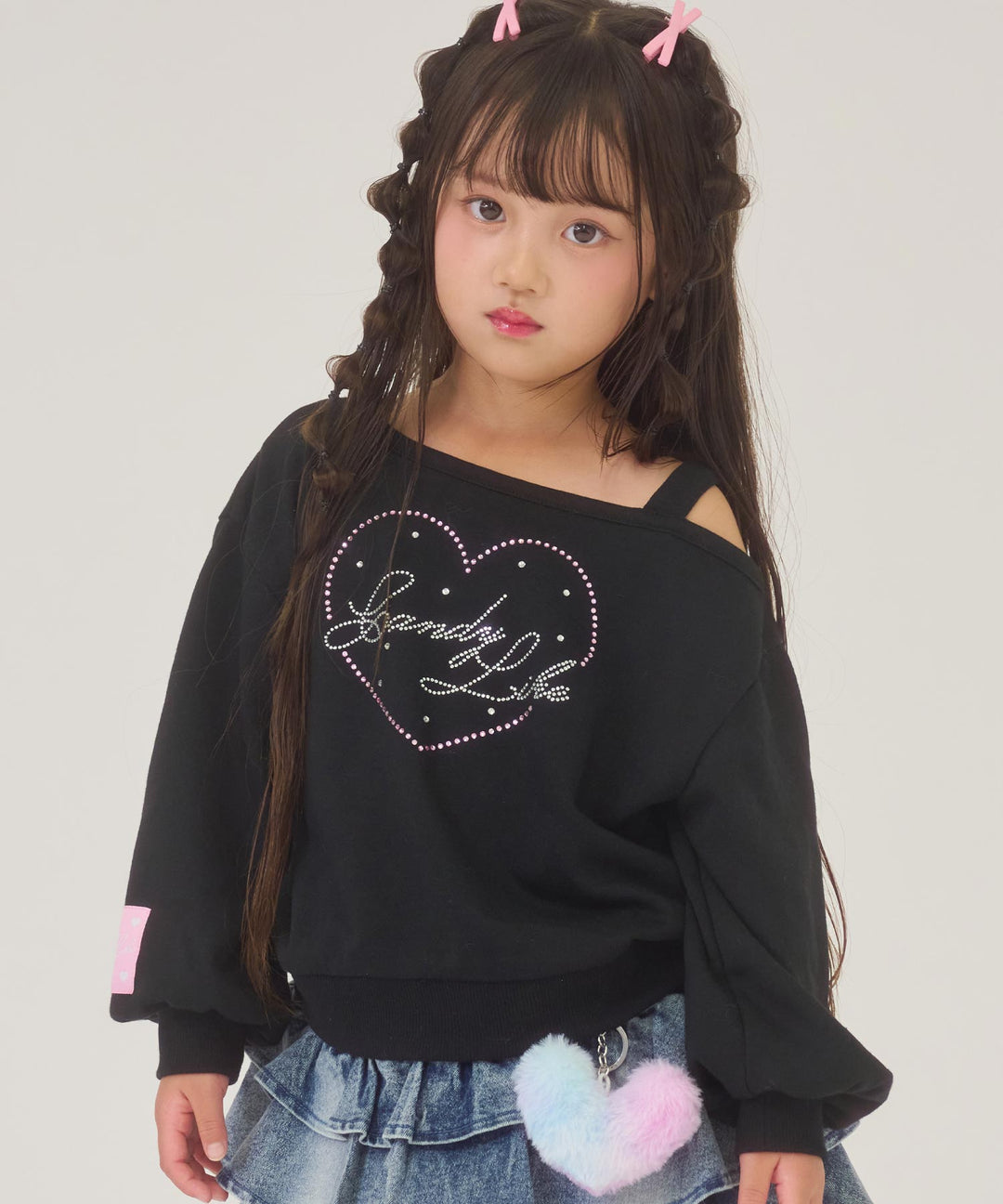ブラック(110サイズ着用/身長：約108cm)