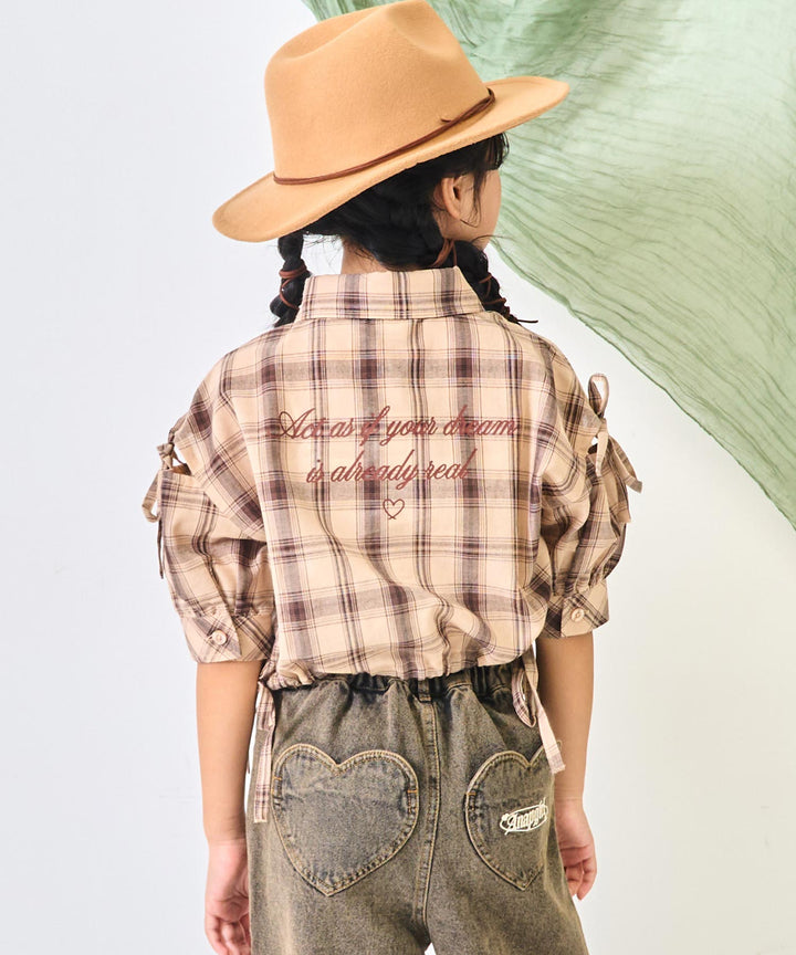 (新色)ベージュ(120サイズ着用/身長：約128cm)