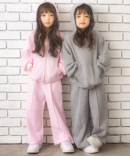 ピンク(110サイズ着用/身長：約106cm)
グレー(110サイズ着用/身長：約103cm)