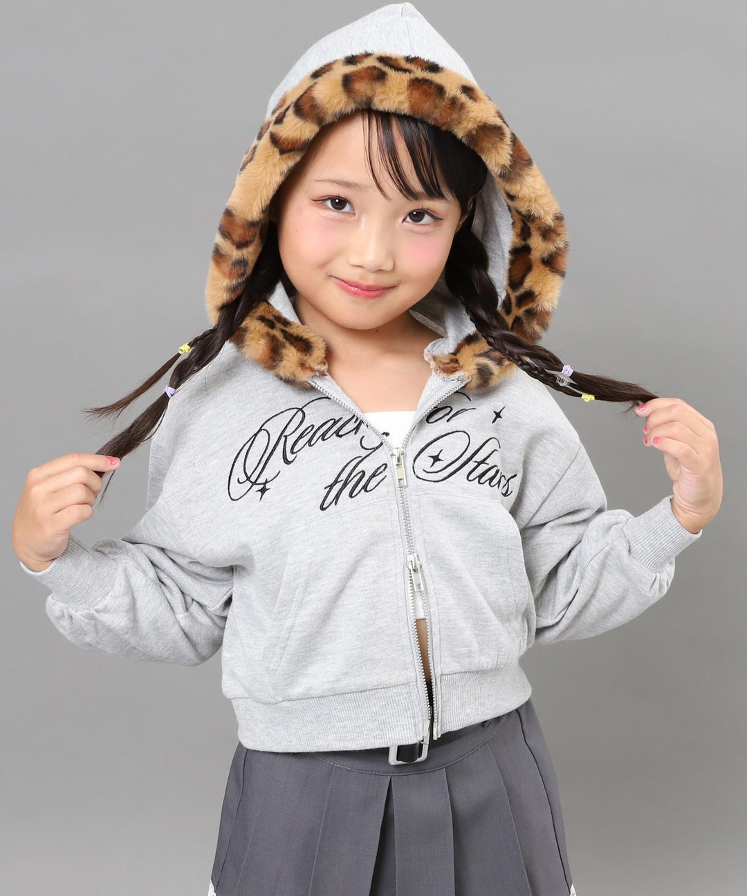 ライトグレー(110サイズ着用/身長：約115cm)