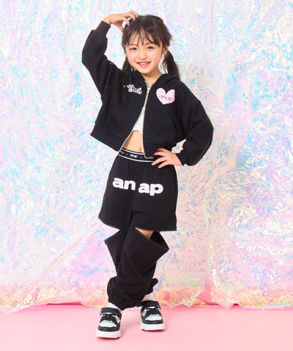 ブラック(110サイズ着用/身長：約113cm)