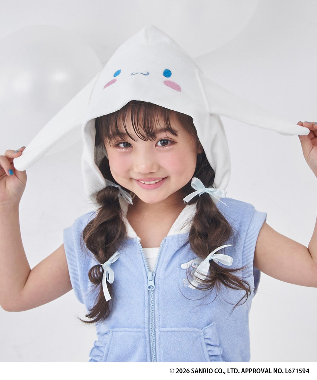 ライトブルー(120サイズ着用/身長：約114cm)