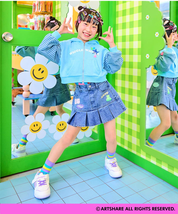 ライトブルー(120サイズ着用/身長：約120cm)