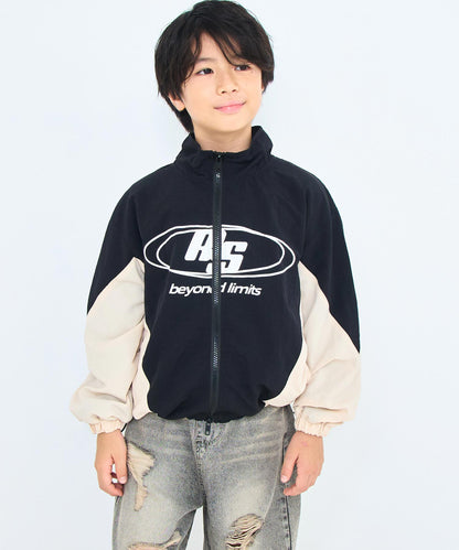 ブラック(130サイズ着用/身長：約129cm)